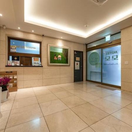 בוסאן Hotel Momo מראה חיצוני תמונה